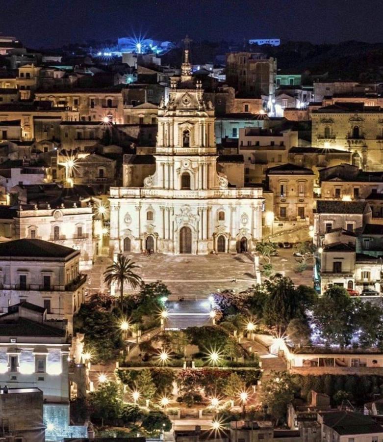 Si-Moutique Le Case Degli Avi Barocche, Con Terrazza Panoramica Modica Exteriör bild